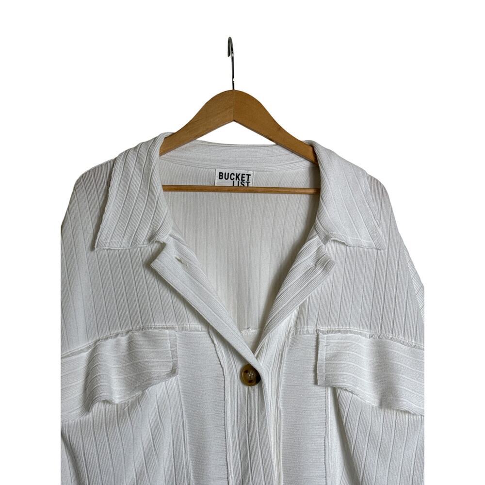 Bucket List Leah Ribbed Button Front Sweater Top Size L White Oversized - Picture 4 of 8